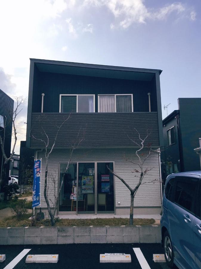 Amp Flat Itoshima Apartment *